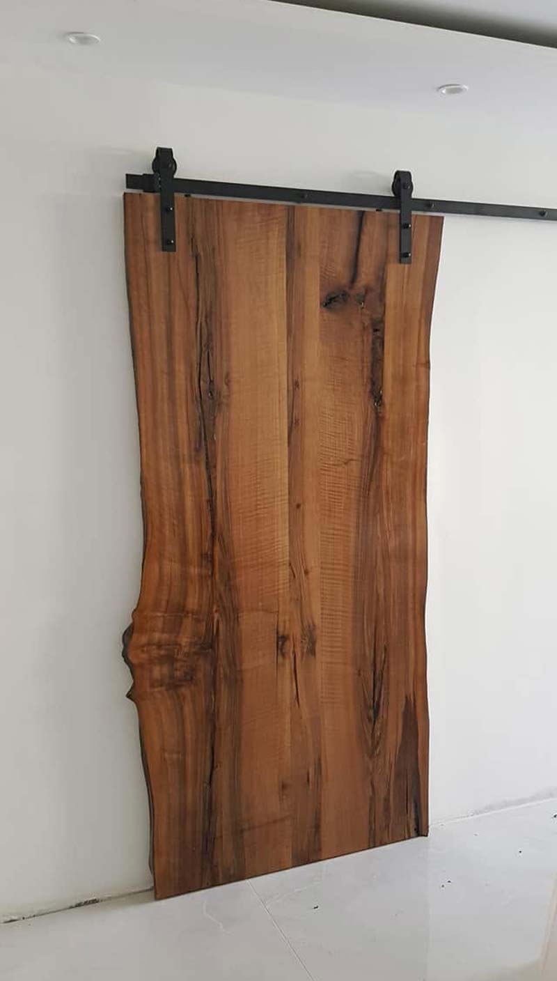Porte en bois coulissante