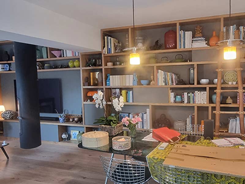 Bibliothèque sur mesure à Mèze